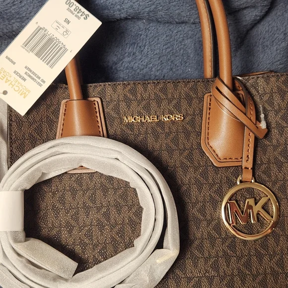 MICHAEL KORS, Mercer Messenger Purse, NEW - Picture 11 of 16